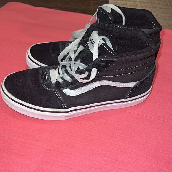 Vans Off the Wall Black/White Suede High Top Skate Sneakers Size Y 4.5 - Picture 2 of 7